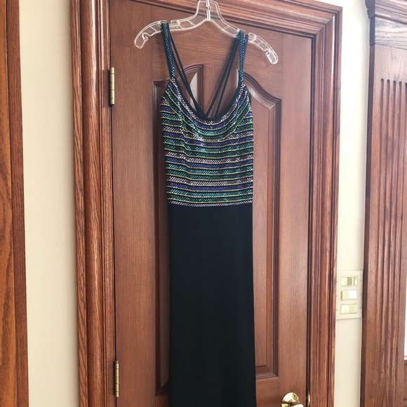 St. John Evening Gown - Picture 2 of 7